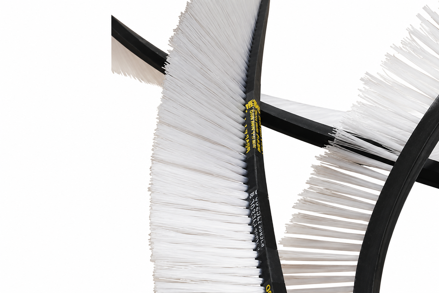 V-string belt brush for product support and transfer