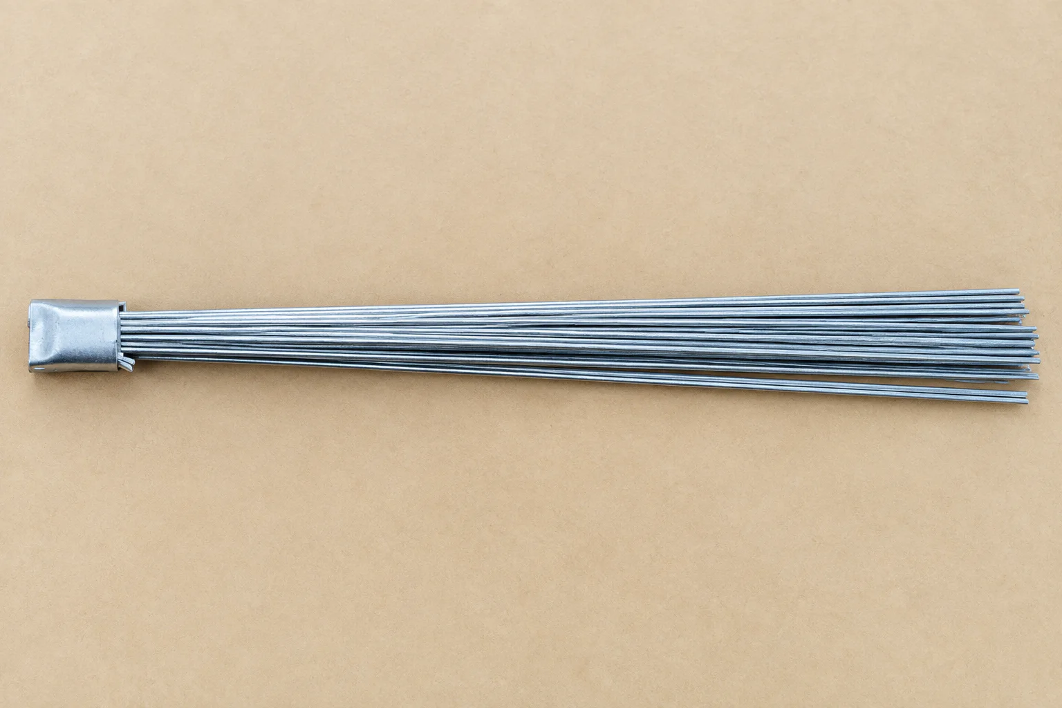 Replacement flat steel wire bundles for gutter brooms