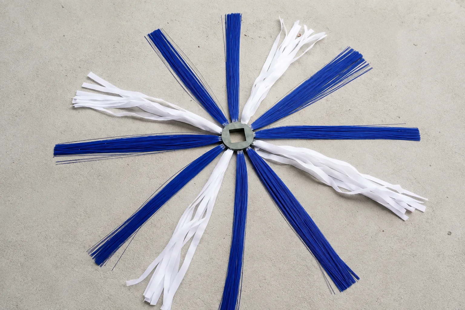 Modular radial brush disc for roof and upper-body car wash brush assemblies