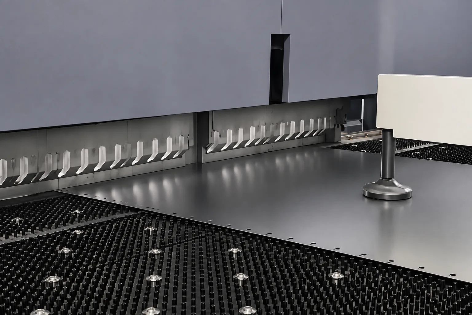 Panel brush protecting sheet metal surfaces during press-brake handling