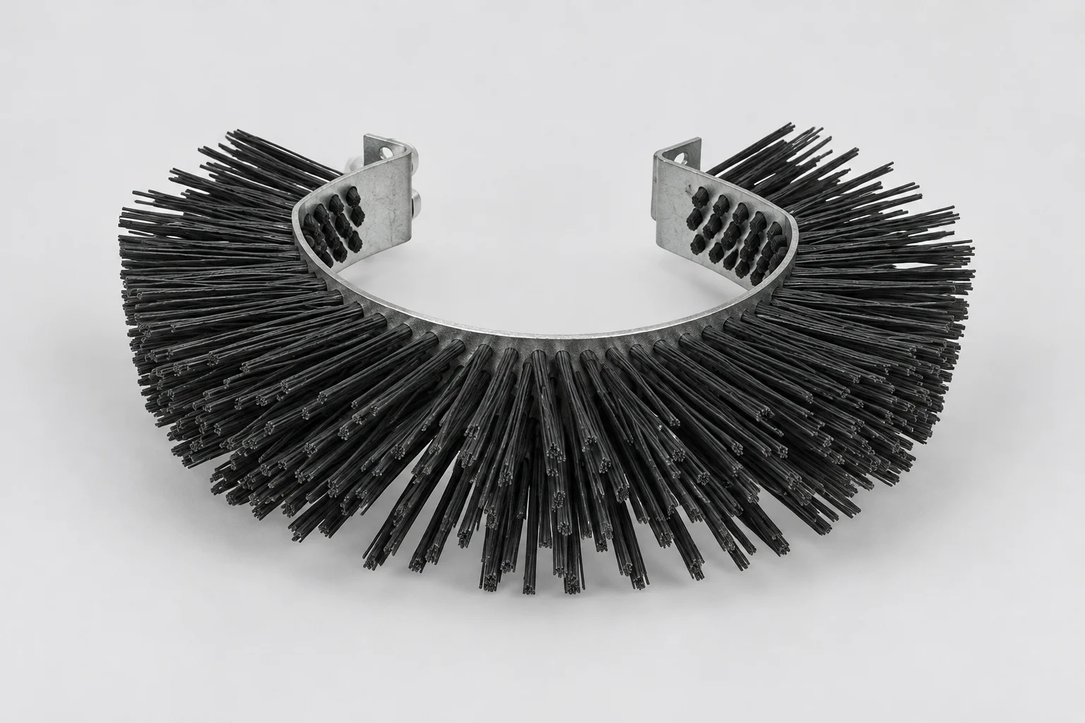 Curved wrap brush component for installation around a pipeline cleaning pig