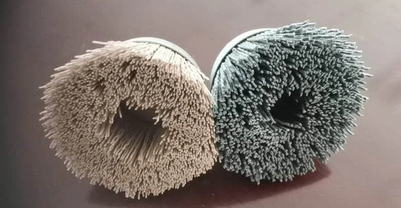 Abrasive industrial brush for metal surface preparation