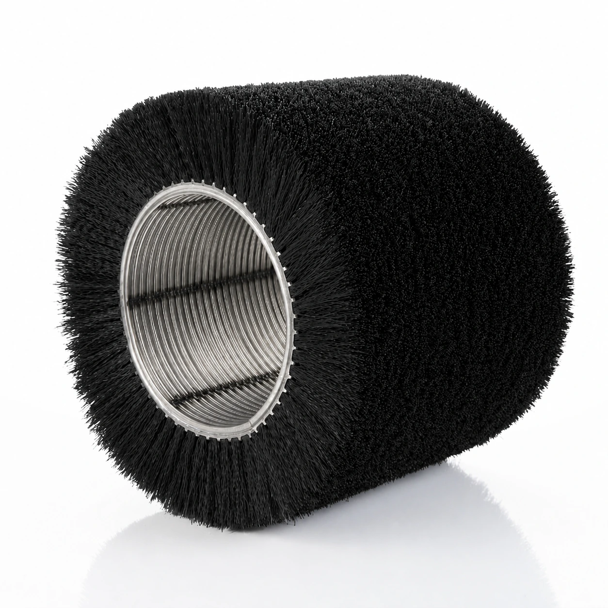 Heavy-duty spiral brush with reinforced welded construction for higher line loads