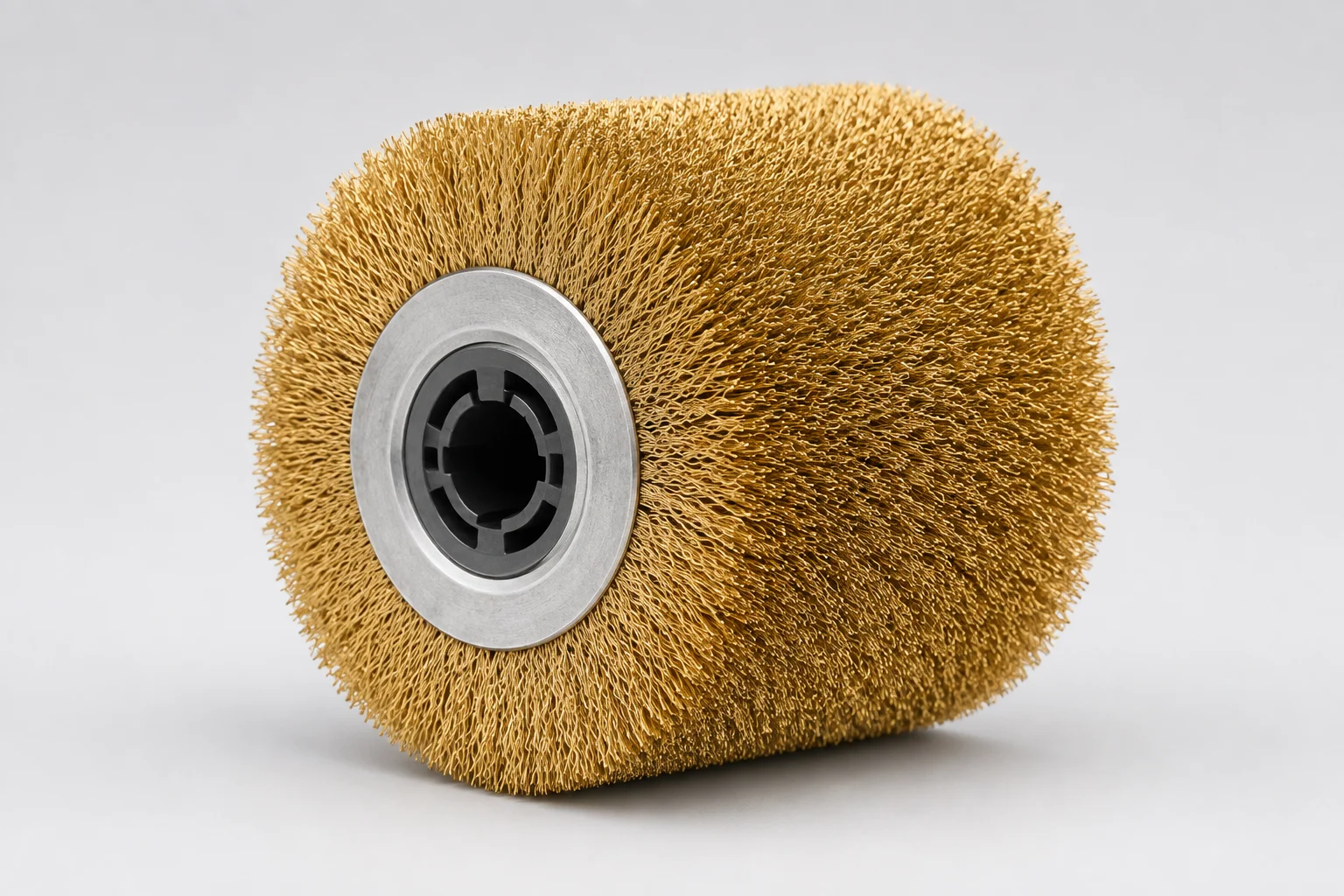 Brass-coated wire wheel brush for industrial cleaning and surface preparation