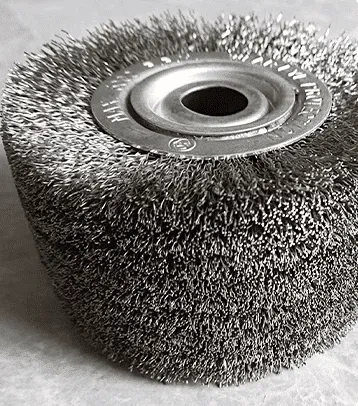 Stainless steel wire wheel brush for corrosion-resistant applications