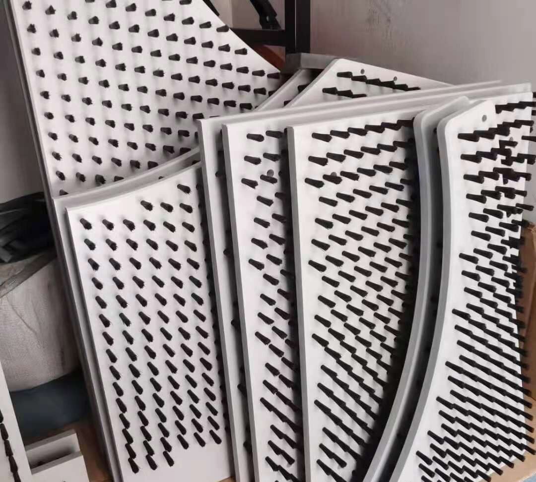 Industrial Brush Manufacturer