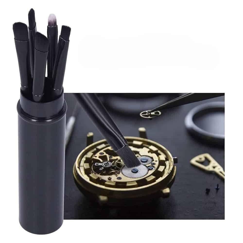 clock cleaning brush