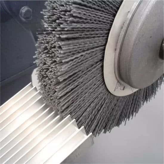specialty abrasive filaments