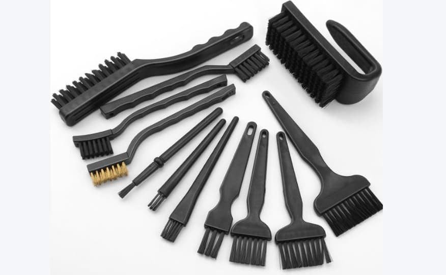 Specialized Cleanroom and Anti-static Brushes for Electronics