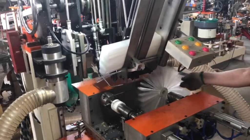 industrial brush manufacturers